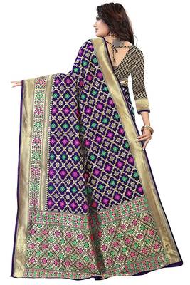 Women's Banarasi Silk Blend Saree With Unstiched Blouse Piece 4