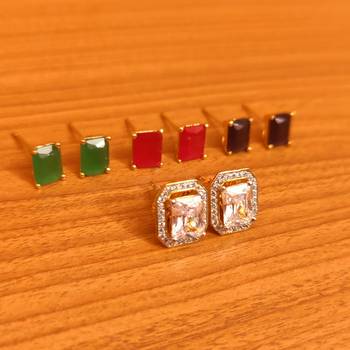 Multicolor studs 2