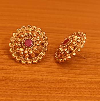 Red studs 2