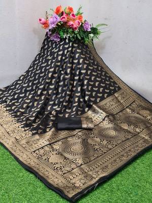 Black woven banarasi silk saree with blouse 5