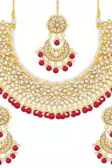 Traditional Handcrafted Faux Kundan & Pearl Studded Bridal Choker Necklace Jewellery Set with Earrings