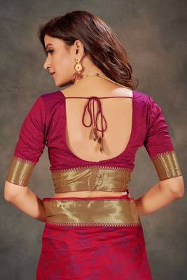Pink woven art silk saree with blouse 5