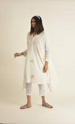 Woven dot khadi cream crepe hand embroidered kurta set 2