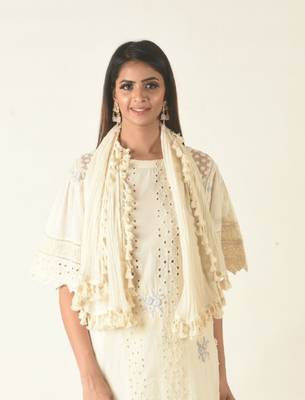 Ivory woven kurta set with tassled scarf 2