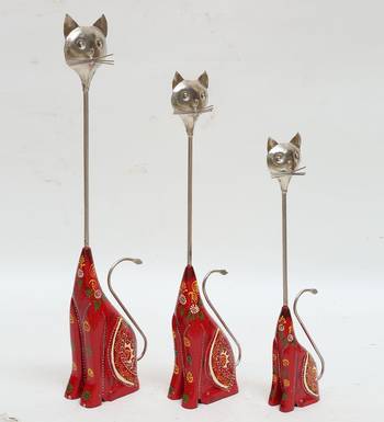 Cat Wood Figurine Set Of 3 3