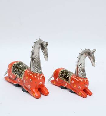 horse Iron and Wood Animal Figurine Set Of 2 6