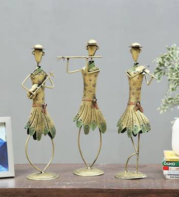 Lady Human Figurine Set Of 3 1