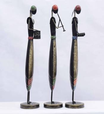 Akera  big Figurine In Multicolour 5