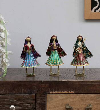 Lady Mini Human Figurine, Set of 3 1