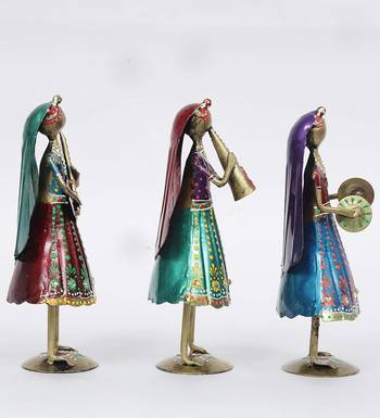 Lady Mini Human Figurine, Set of 3 4
