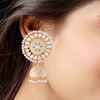Traditional Handcrafted Kundan Pearl Studded Meenakari Jhumki Earring for Women  3