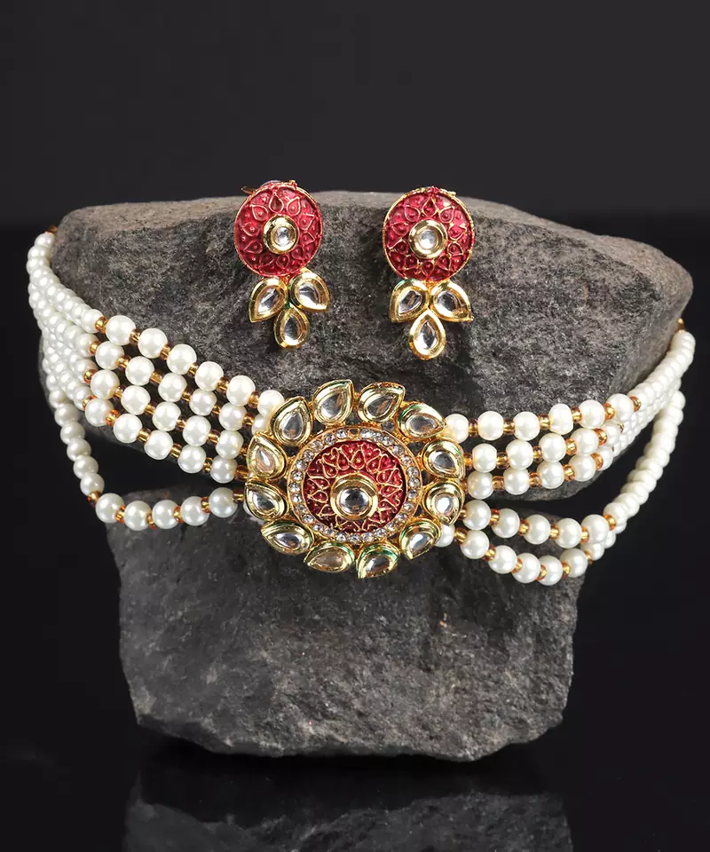 Red necklace-sets
