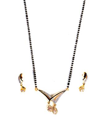 Gold mangalsutra 4