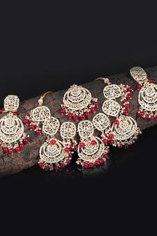 Red necklace-sets