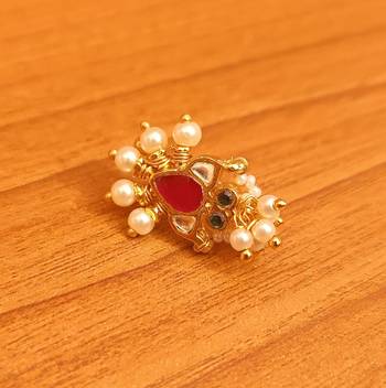 Multicolor nose-ring 1