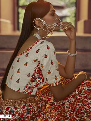Off-white resham and sequins embroidered art Silk Semi Stitched wedding Lehenga 5