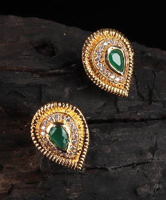 Green earrings 1