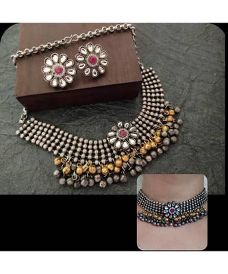 White and pink kundan stone Necklace set 1