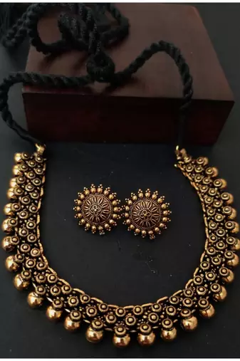 Golden Necklace Set