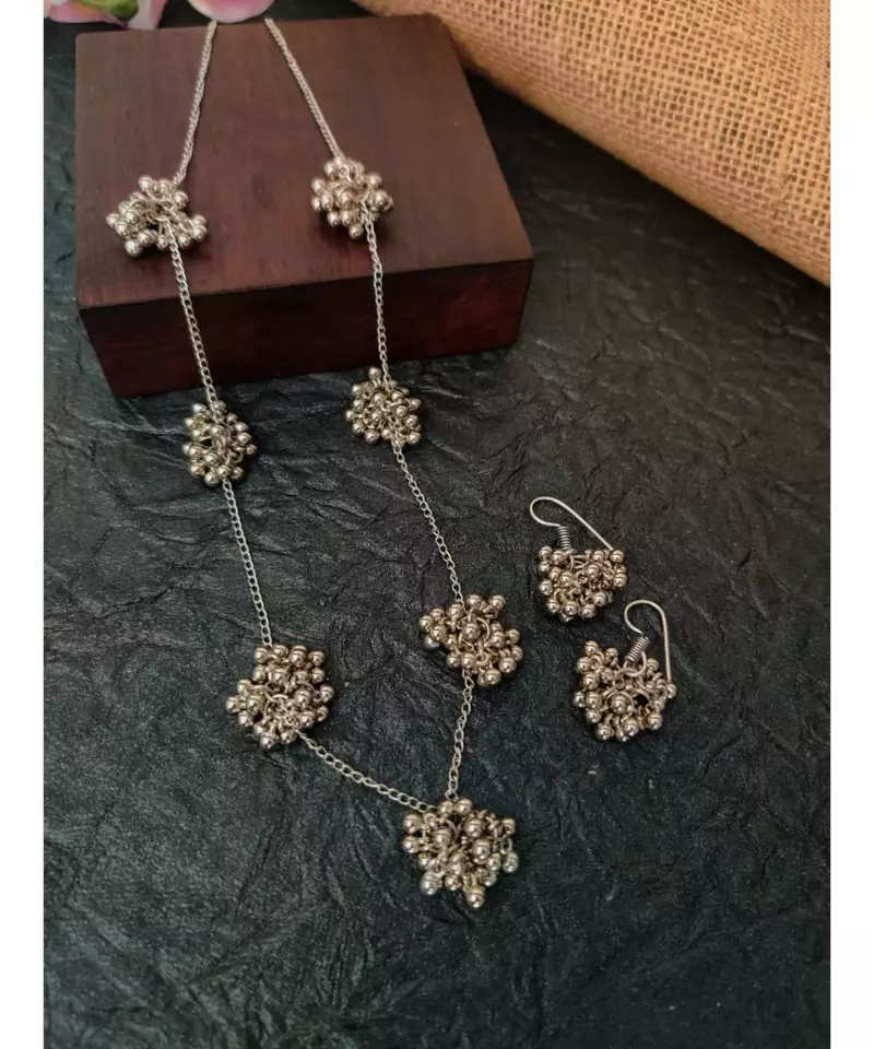 Ghungaroo Necklace Set
