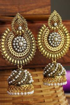 Designer Gold Plated Traditional Stone Studded Party Wear Jhumka Earring, Metalic