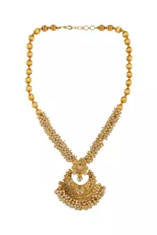 Traditional Party Wear Stone And Pearl Studded Gold Plated Jewellery Set