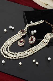 Traditional Party Wear Pearl Studded Gold Plated Jewellery Set