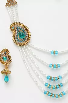 Traditional Pearl And stone Light Weight Party Wear Long Necklace With side Broach