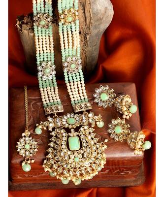 Traditional Gold Plated Pearl Kundan Rani Haar With Earring And Maangtika 1