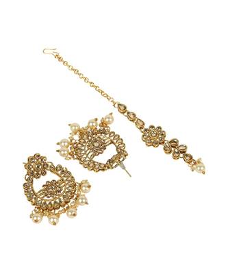 Traditional Gold Plated Kundan And Pearl Choker 7