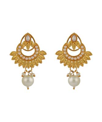 Traditional Party Wear Stone And Pearl Studded Gold Plated Jewellery Set 4