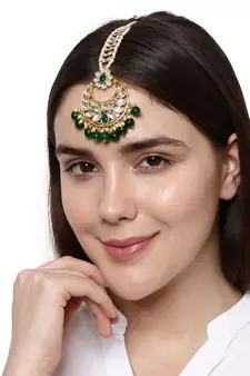 Gold Plated Green Handcrafted Pearl Kundan Maang Tikka