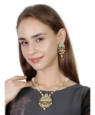 Women Gold Toned & Sea Green Coloured Jewellery Set 7