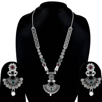 Silver Shine Attractive Traditional  Silver Oxidised Designer Necklace Jewellery Set For Girls Women 4