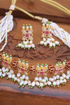 Multicolor agate necklaces