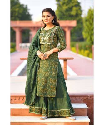 KAAJH Green Bandhej Cotton Suit Set 2