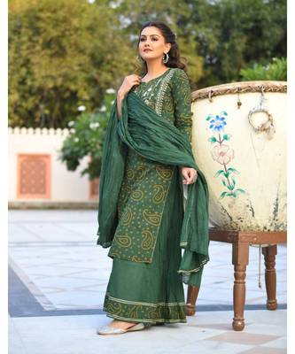 KAAJH Green Bandhej Cotton Suit Set 3