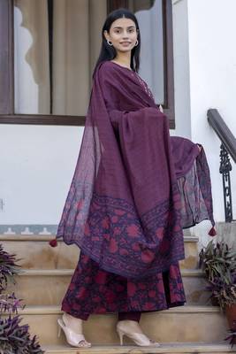 KAAJH Burgundy Floral Printed Cotton Suit Set 4