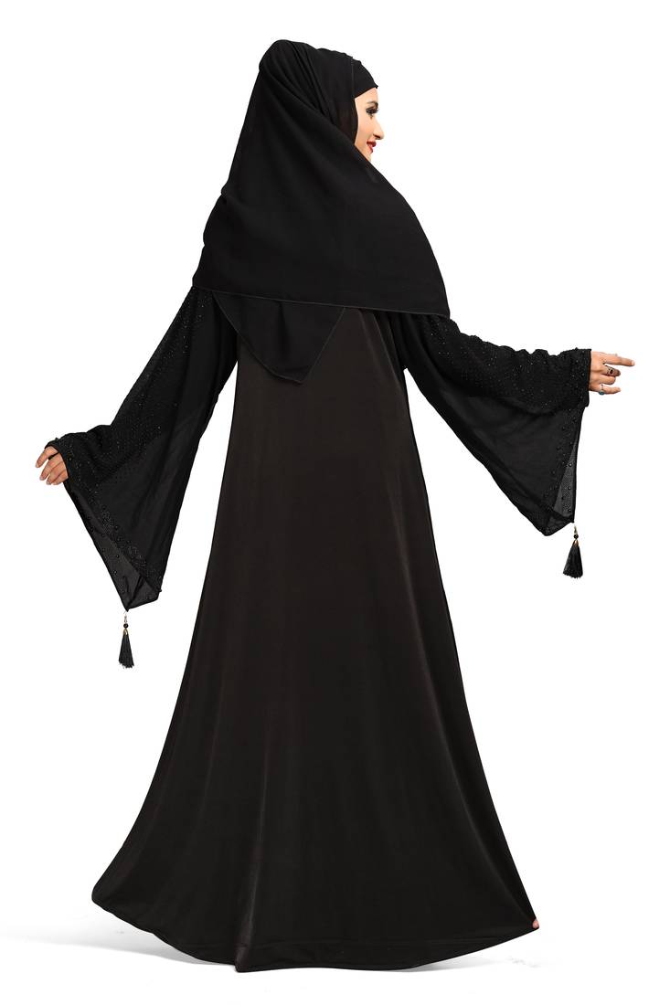 Khadija Fashion, Latest Black Flower Bunch Attached Coti (Georgette) Burka For Women Imported Nida Fabric With Dupatta