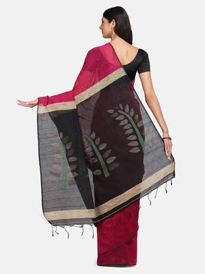 Pink woven silk cotton saree with blouse 3