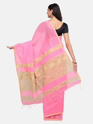 Pink woven silk cotton saree with blouse 3