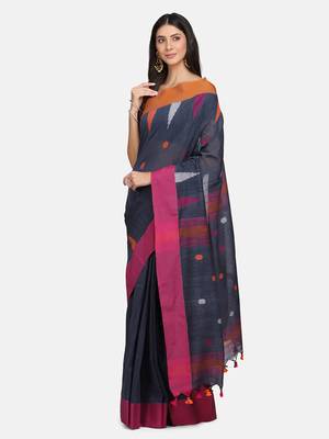 Green woven linen saree with blouse 2