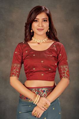 Grey woven banarasi silk saree with blouse 4