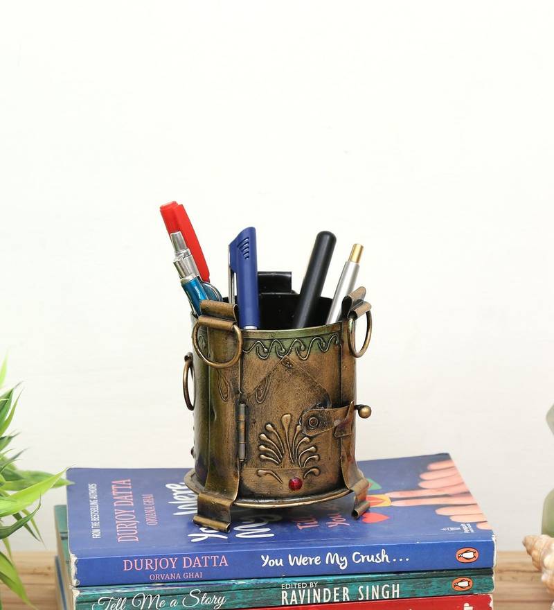 Sigdi pen stand
