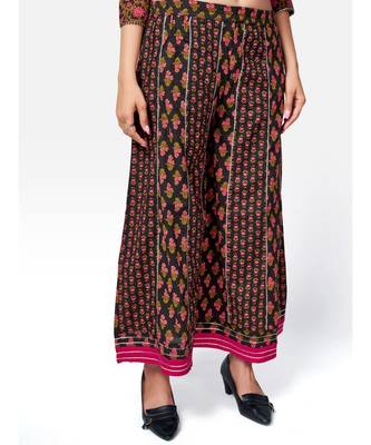 Women's Floral Print & sequience work Round Flared Cotton Pink Kurta With Palazzo & dupatta 5