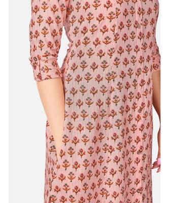 Women's Floral Print A-line Rayon Peach Kurta With Multiple Slit 5