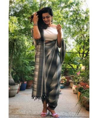 Amal  Khadi cotton saree 1