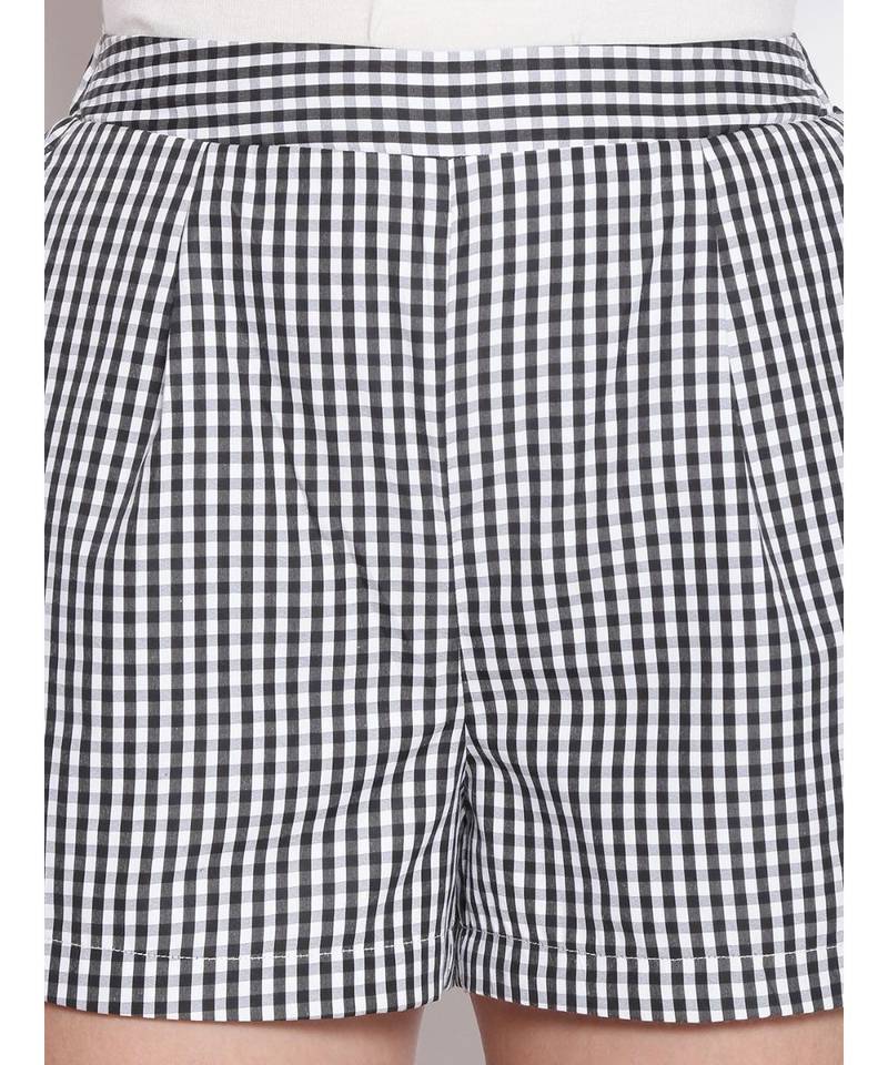 Gingham Style Women's Shorts