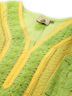Green Embroidered Cotton Chikankari Kurti  4