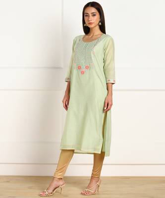 Green embroidered chanderi kurtas-and-kurtis 3